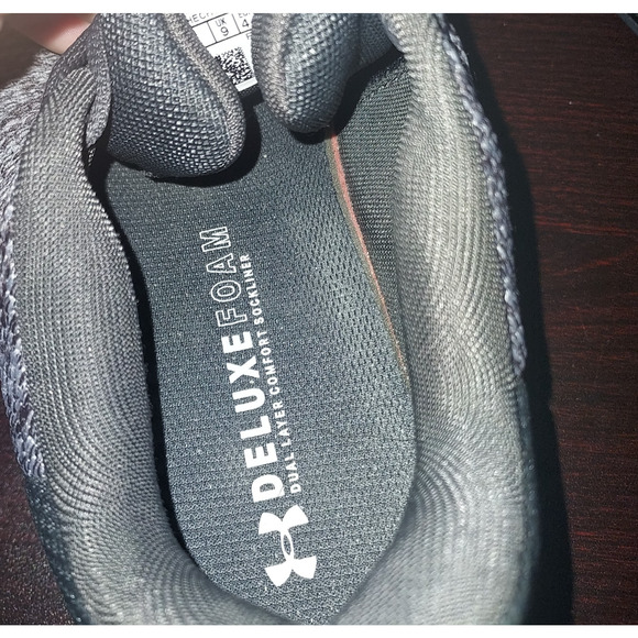 Under Armour Men's Sneakers 10M Charged Pursuit Athletic Lace Up Black White - Picture 8 of 13